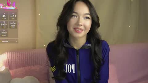 Lin Use menu to play with me  online show from December 2025 09:23:02 PM