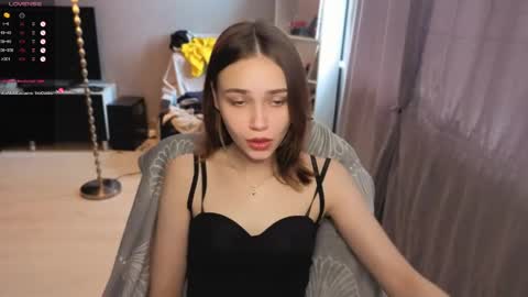 Scarlet online show from May 2026 10:57:02 AM