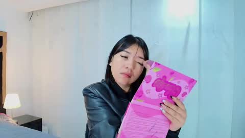 Snapshot of lina_bedoya chatting on October 2025 11:39:01 AM Lina Bedoya online show from October 2025 11:39:01 AM
