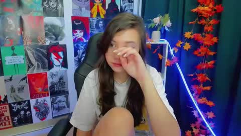 Lina online show from December 2024 02:19:02 AM