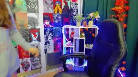 Lina online show from December 2024 05:25:02 AM