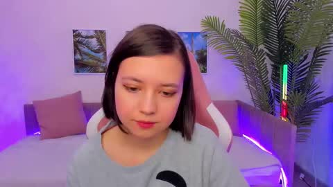 Lina online show from February 2025 05:20:01 AM