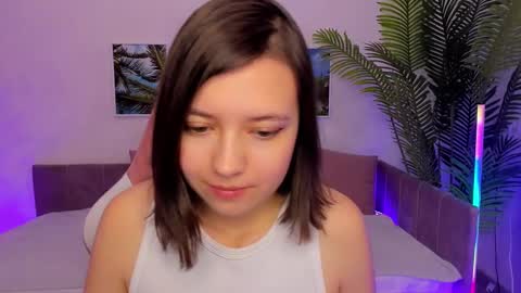 Lina online show from March 2025 05:33:02 AM