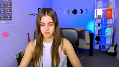 lina_fox12 online show from November 2025 01:33:02 PM