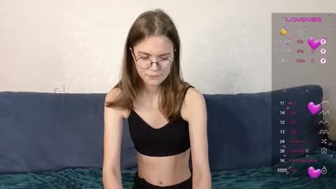 lina hall online show from November 2025 02:17:02 PM