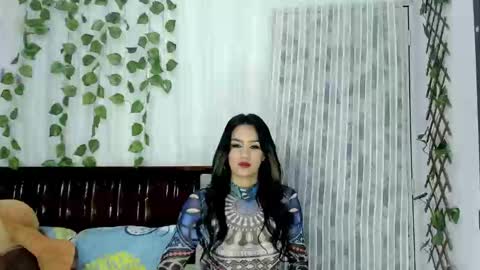 paola online show from January 2025 11:09:01 PM