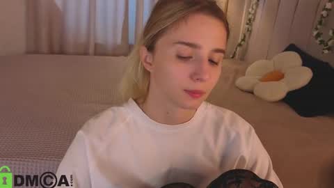 Snapshot of lina_reeds chatting on July 2026 01:22:01 AM LINA online show from July 2026 01:22:01 AM