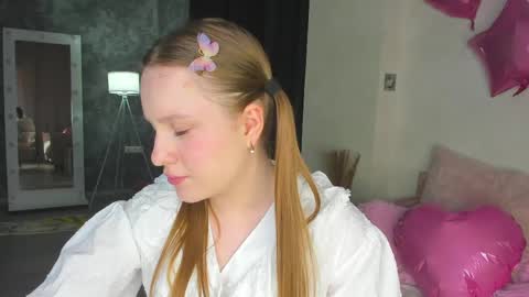 Lina online show from June 2026 06:52:02 AM