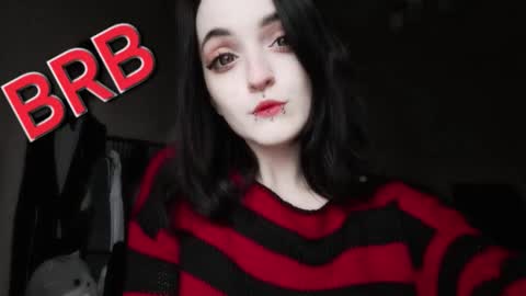 Snapshot of lina_tyaan chatting on November 2025 07:35:02 AM Lina 3 1715622743 online show from November 2025 07:35:02 AM