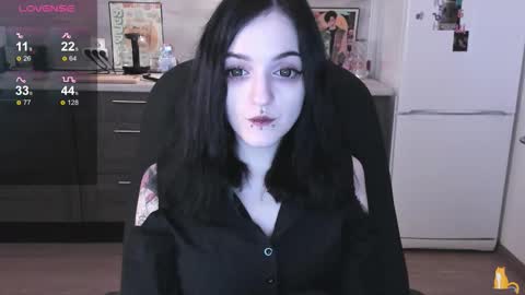 Snapshot of lina_tyaan chatting on November 2025 07:52:02 AM Lina 3 1715622743 online show from November 2025 07:52:02 AM