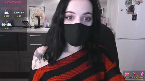 Snapshot of lina_tyaan chatting on December 2025 08:12:01 AM Lina 3 1715622743 online show from December 2025 08:12:01 AM