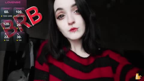 Snapshot of lina_tyaan chatting on December 2025 06:13:02 PM Lina 3 1715622743 online show from December 2025 06:13:02 PM