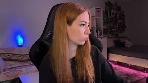 Snapshot of lina_witch chatting on October 2025 11:54:02 AM lina online show from October 2025 11:54:02 AM