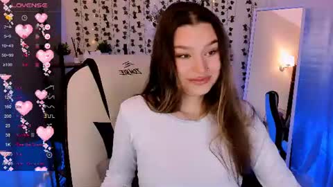 Lina online show from July 2026 05:32:02 AM