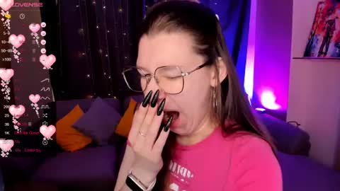 Lina online show from July 2026 03:01:01 AM