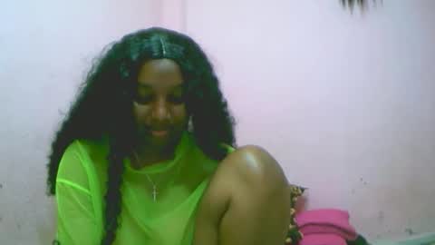 linah1123 online show from November 2025 04:38:02 PM