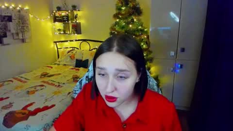 Lina online show from December 2025 10:39:02 PM