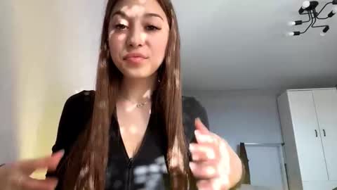 Snapshot of linchamlee chatting on September 2025 11:20:02 AM Elin online show from September 2025 11:20:02 AM