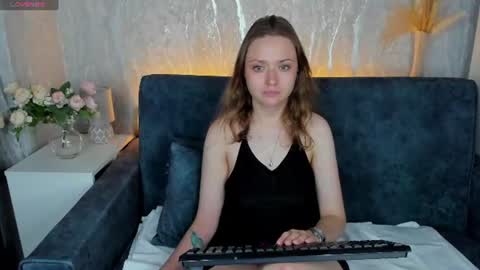 Snapshot of linda__bryant chatting on July 2026 07:23:02 AM Linda GMT2 Mon Tu Fri Sa Su 0300am-1000 am online show from July 2026 07:23:02 AM