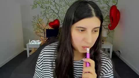 Snapshot of linda_ex chatting on February 2025 10:50:01 AM Linda online show from February 2025 10:50:01 AM
