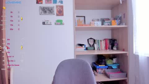 Giggles  online show from March 2025 01:39:01 PM