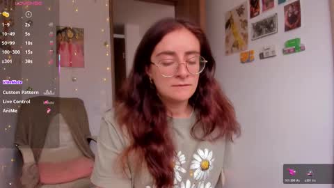 Giggles  online show from December 2025 02:26:01 PM