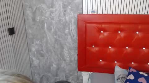 Linda online show from December 2025 12:21:01 PM