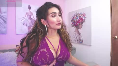 Snapshot of linda_morgan1 chatting on October 2025 12:27:01 PM Maria Paula online show from October 2025 12:27:01 PM