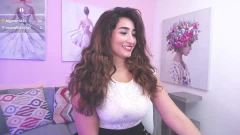 Snapshot of linda_morgan1 chatting on October 2025 12:34:02 PM Maria Paula online show from October 2025 12:34:02 PM