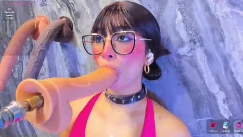 linda_sofi__ online show from June 2026 09:42:01 PM