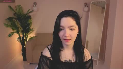 Snapshot of linda_sweetiest chatting on November 2025 12:43:02 AM Linda online show from November 2025 12:43:02 AM