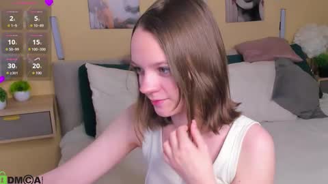 My real name is Olivia online show from March 2026 01:32:02 AM