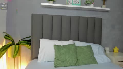 Snapshot of lindaa_natashaa chatting on November 2025 02:35:01 AM L I N D A online show from November 2025 02:35:01 AM