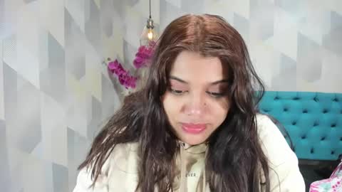 Snapshot of lindabreexlove chatting on September 2025 04:11:02 AM online show from September 2025 04:11:02 AM