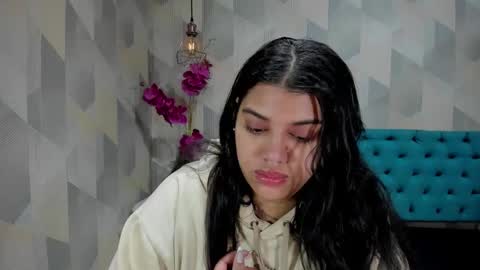 Snapshot of lindabreexlove chatting on October 2025 12:09:01 PM online show from October 2025 12:09:01 PM