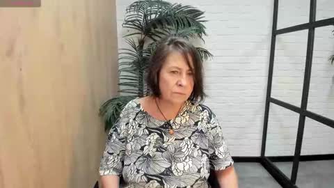 Linda online show from December 2025 01:08:01 PM