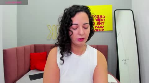 Linda online show from November 2025 01:29:01 AM