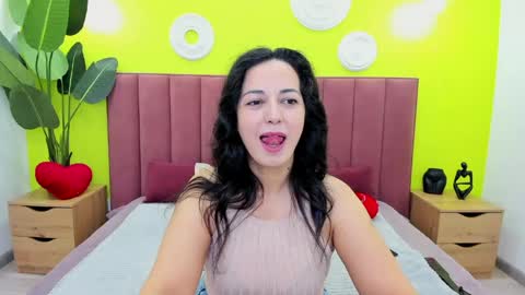 Linda online show from May 2026 01:24:02 AM