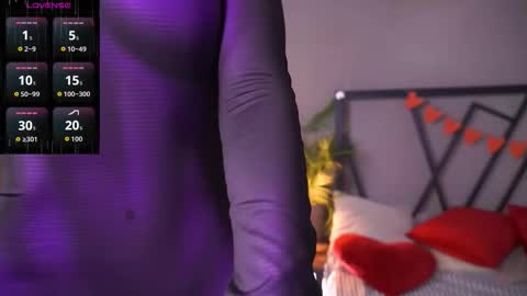 your Linda is back online show from October 2025 04:33:01 AM