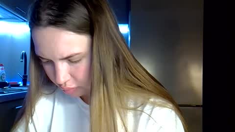 Anna online show from May 2026 07:32:02 PM