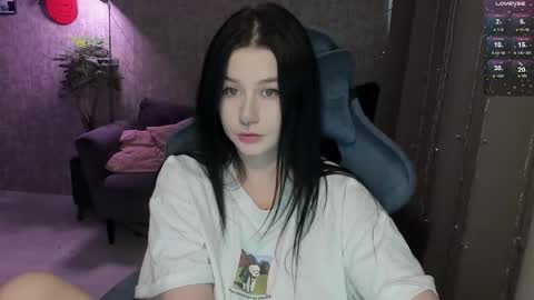 Snapshot of line_green chatting on February 2026 08:54:01 AM Lina online show from February 2026 08:54:01 AM