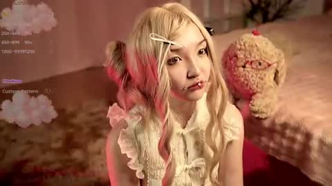 Linh -   online show from July 2026 09:19:02 PM