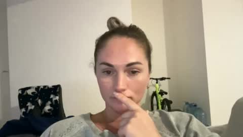 Snapshot of linka555 chatting on December 2025 04:46:02 PM linka555 online show from December 2025 04:46:02 PM