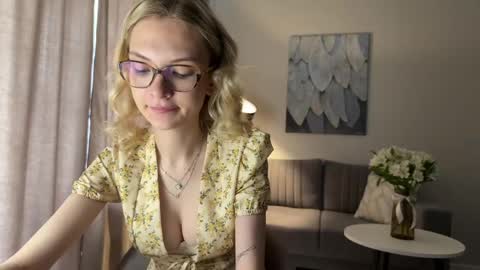 Emma online show from April 2026 09:05:01 AM