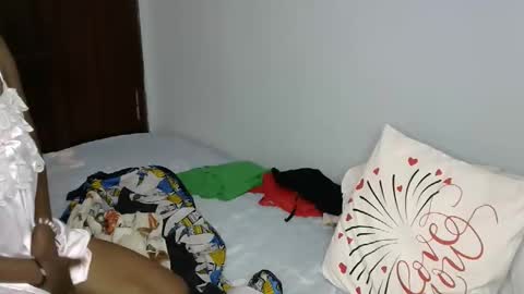 Snapshot of linniecarol chatting on October 2025 11:00:01 AM Linniecarol online show from October 2025 11:00:01 AM