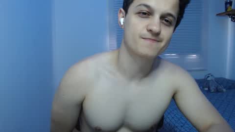 Snapshot of lioncluess chatting on October 2025 03:34:01 PM Lion Cluess online show from October 2025 03:34:01 PM