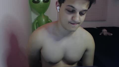 Snapshot of lioncluess chatting on March 2026 10:46:01 PM Lion Cluess online show from March 2026 10:46:01 PM