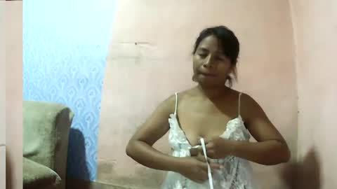 Snapshot of liora_selene chatting on March 2025 06:05:02 PM liora online show from March 2025 06:05:02 PM