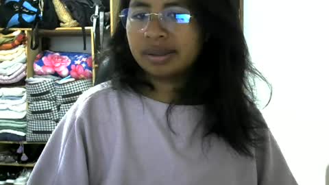 Snapshot of liora_selene chatting on June 2026 03:50:02 AM liora online show from June 2026 03:50:02 AM