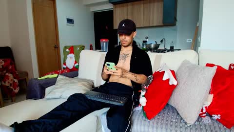 Lior Vante online show from December 2025 02:12:02 PM